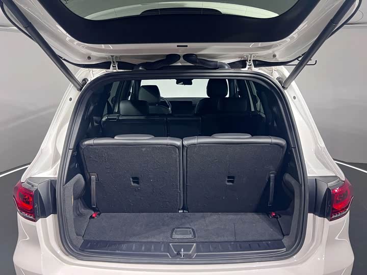 Mercedes-Benz GLB 2023 GLB 220 4 MATIC — фото 12