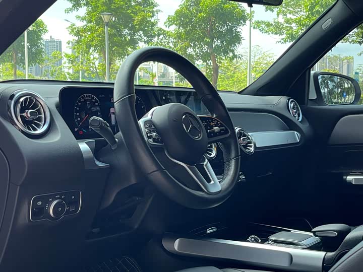 Mercedes-Benz GLB рестайлинг GLB 200 динамик — фото 10