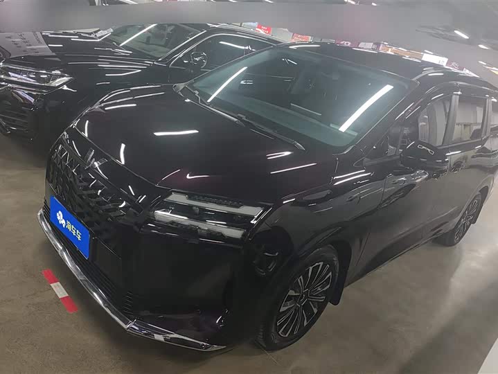 Wuling 730 2025 1.5 T CVT Elite — фото 1