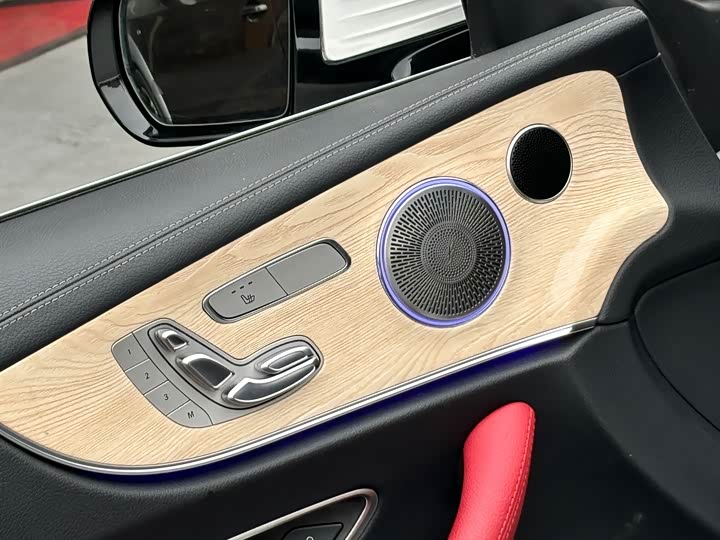 Mercedes-Benz E-Class 2021 E 300 — фото 10