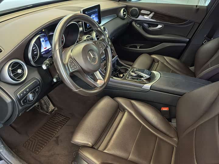 Mercedes-Benz GLC — фото 14