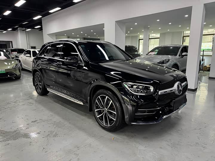 Mercedes-Benz GLC 2021 GLC 260 L 4 MATIC Luxury — фото 3