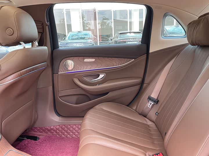 Mercedes-Benz E-Class E 300 L стиль — фото 8