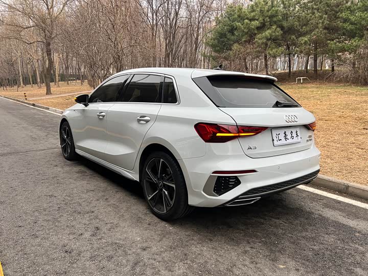 Audi A3 2024 Sportback 35 TFSI Sport — фото 8
