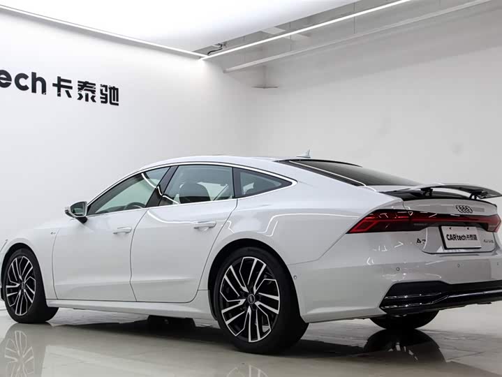 Audi A7 2024 45 TFSI — фото 4