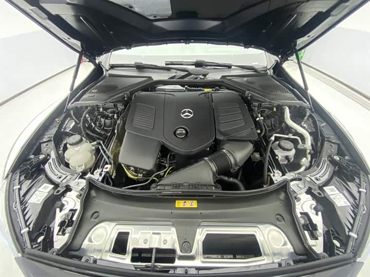 Mercedes-Benz E-Class 2026 E 300 L Luxury — фото 12