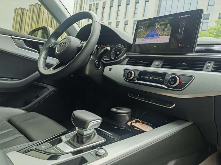 Audi A5 2023 Coupe 40 TFSI — фото 8