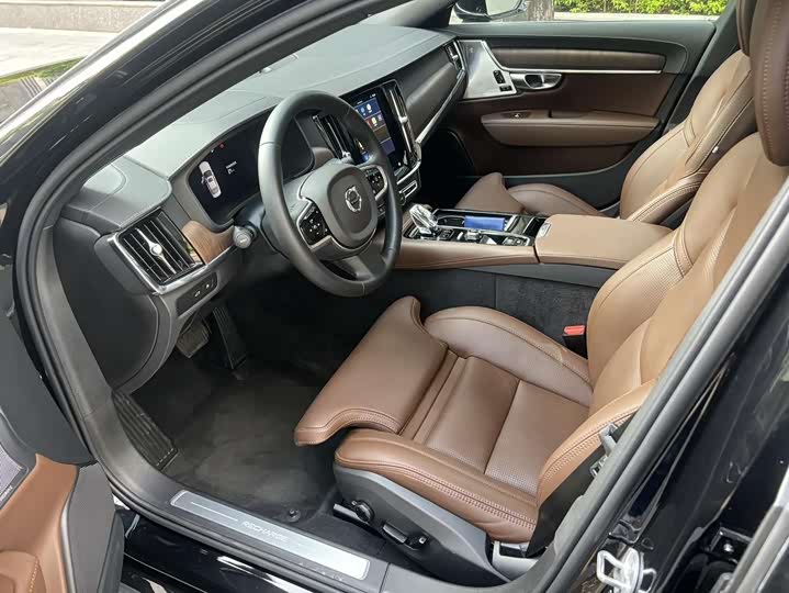 Volvo S90 Hybrid 2025 Hybrid 4 WD — фото 4