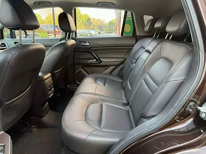 Trumpchi GS4 2017 235 T AT 2 WD — фото 23