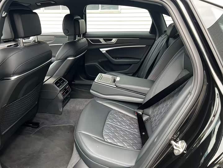 Audi A6L 2025 45 TFSI quattro — фото 12