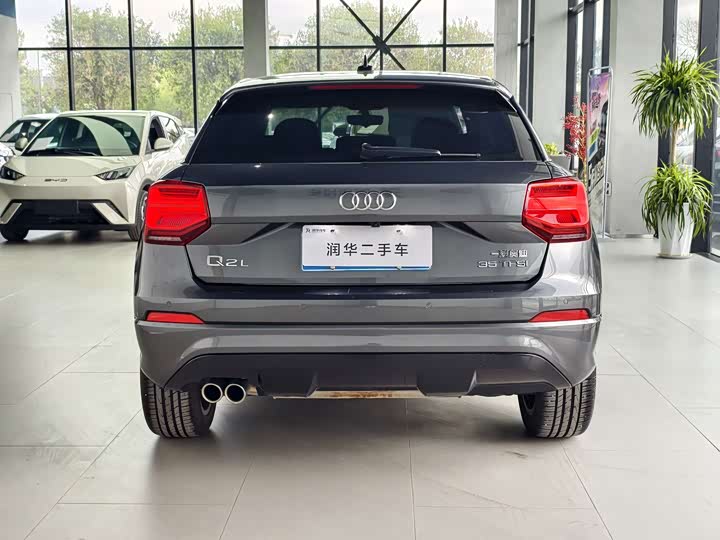Audi Q2L 2020 35 TFSI — фото 4