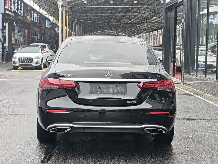 Mercedes-Benz E-Class 2023 E 260 L — фото 7