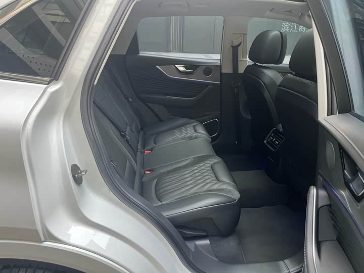 Hongqi HS5 2023 2.0 T Pro — фото 27