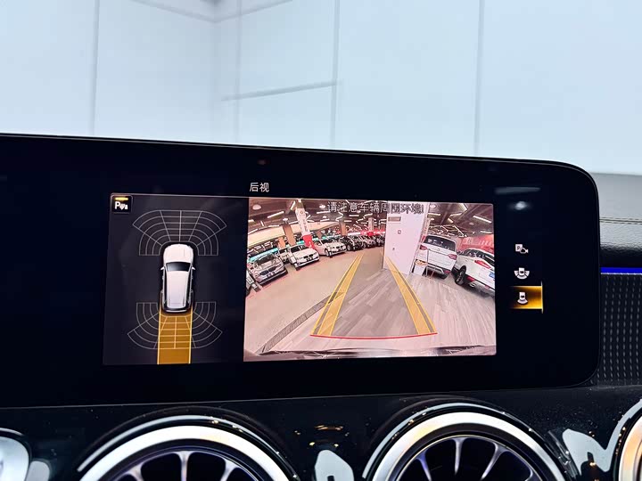 Mercedes-Benz GLB 2020 GLB 200 — фото 16