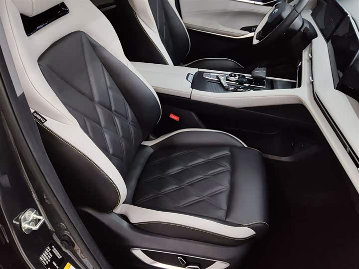 Changan CS75 PLUS 2023 1.5 T ATPremium — фото 25