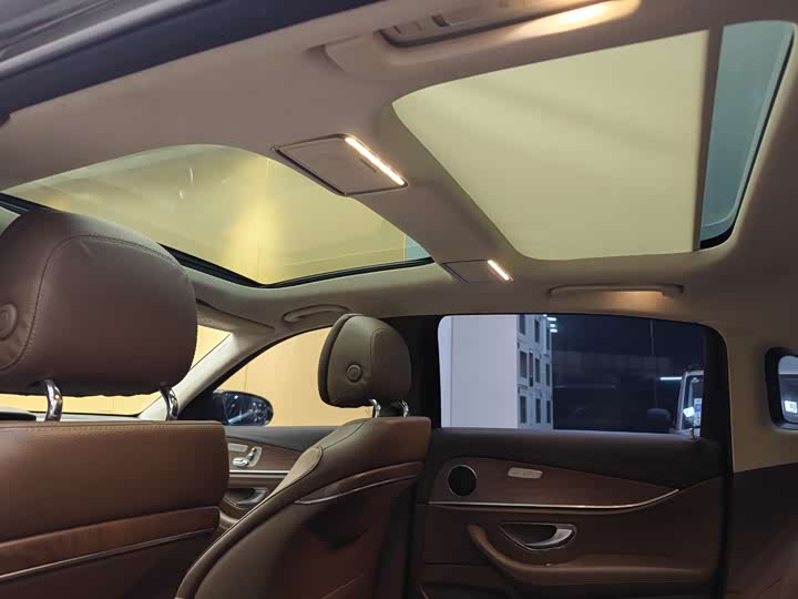 Mercedes-Benz E-Class 2021 E 300 L — фото 25