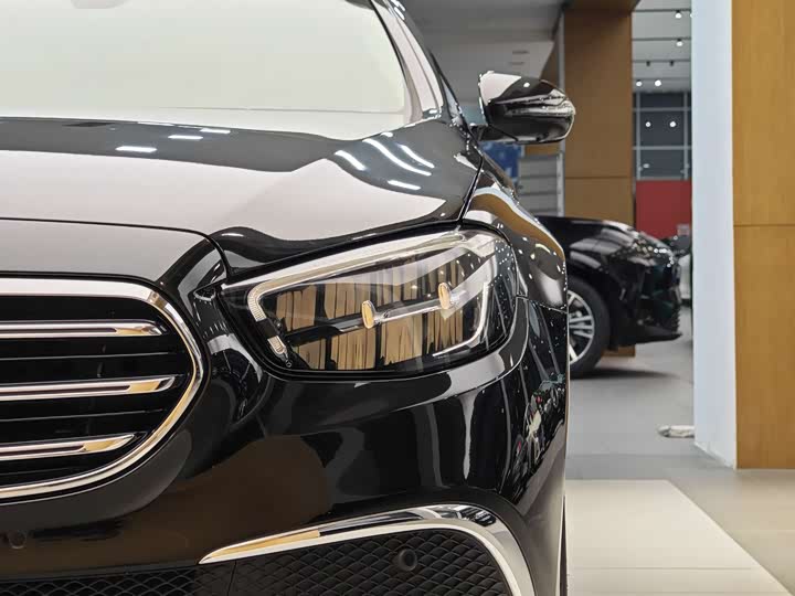 Mercedes-Benz E-Class 2021 E 300 L — фото 2