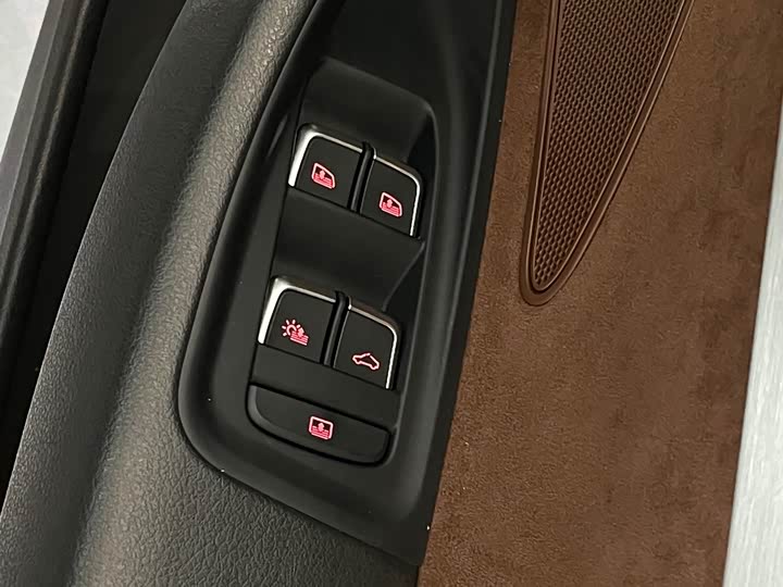 Audi A8 2016 A 8 L 45 TFSI quattro Comfort — фото 19