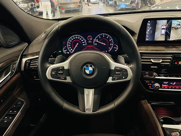 BMW 6-Series 2018 640i x Drive M — фото 6