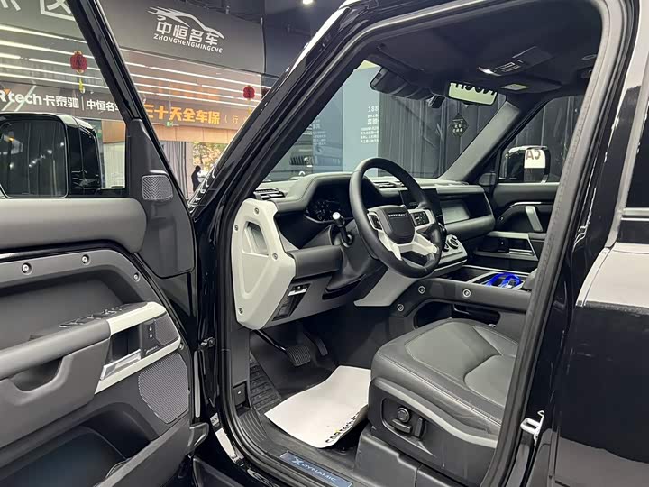 Land Rover Defender — фото 15