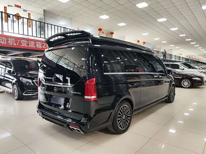 Mercedes-Benz V-Class 2018 V 260 L VI — фото 38
