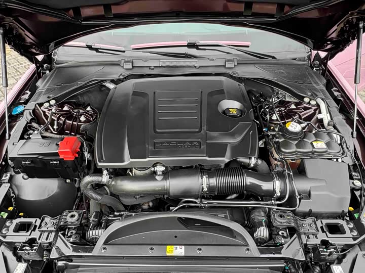 Jaguar XEL 2021 2.0 T 250 PS R-DYNAMIC SE — фото 25