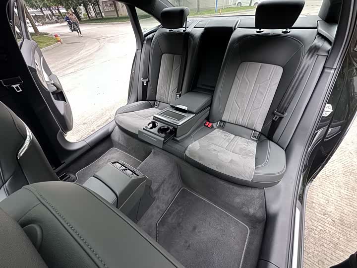 Audi A6L 40 TFSI люкс-динамик — фото 7