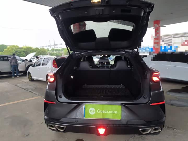 Changan UNI-T 2022 1.5 T Premium — фото 19