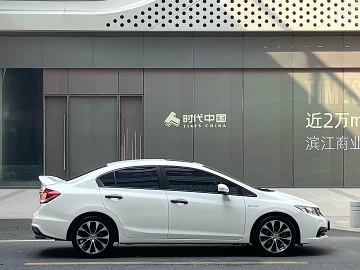 Honda Civic — фото 10