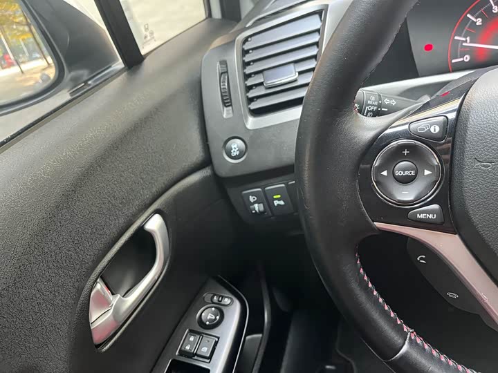 Honda Civic — фото 33