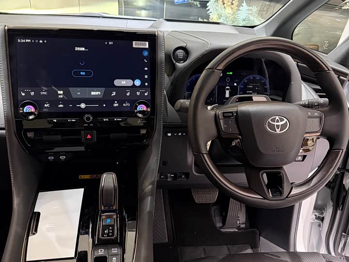 Toyota Vellfire — фото 4