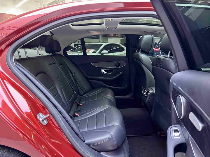 Mercedes-Benz C-Class 2016 C 200 L Sport — фото 6