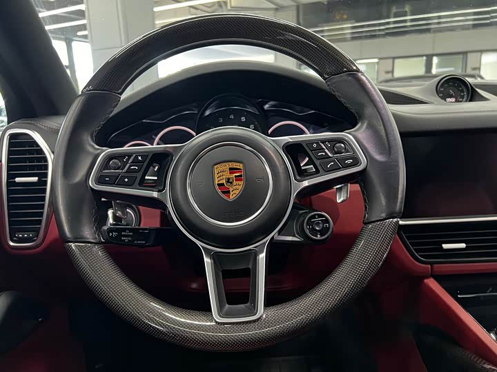 Porsche Cayenne 2019 Cayenne Coupé 3.0 T — фото 9