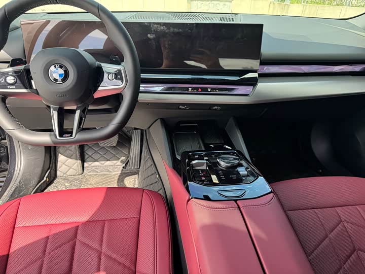 BMW 5 Series 525Li M спортпакет — фото 6