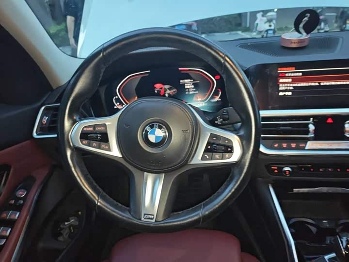 BMW 3 Series рестайлинг 320Li M спортпакет — фото 6