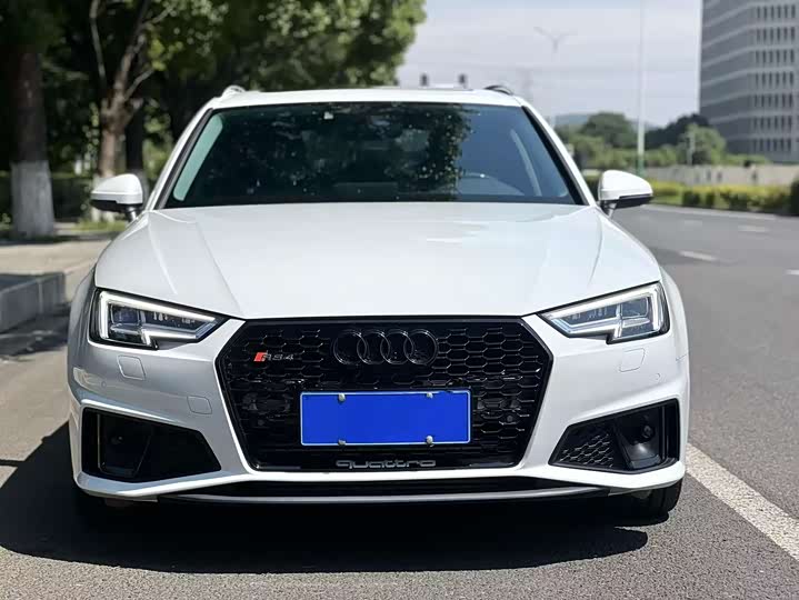 Audi A 4 2020 Avant 40 TFSI — фото 2