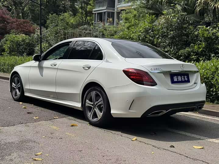 Mercedes-Benz C-Class 2019 C 260 L — фото 3