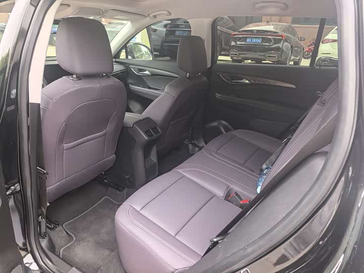 Buick Plus 2025 Plus 28 T 2 WD — фото 9