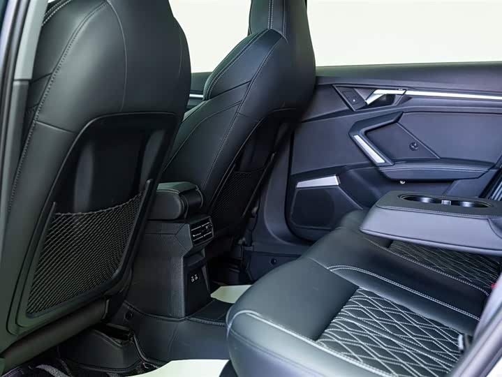 Audi A3 2025 A 3 L Limousine 35 TFSI — фото 8