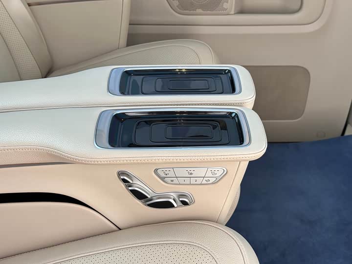Mercedes-Benz V-Class 2021 V 260 — фото 11