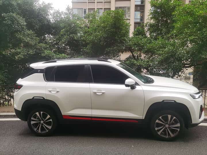 Changan CS35 PLUS 2023 1.4 T DCTLuxury — фото 4