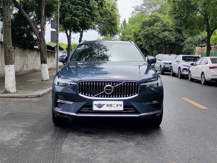 Volvo XC60 2024 B 5 4 WD — фото 2
