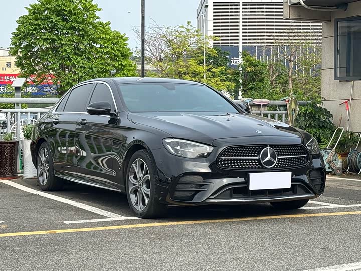 Mercedes-Benz E-Class 2021 E 300 L Luxury — фото 3