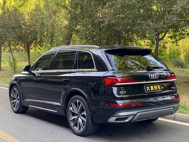 Audi Q7 2023 55 TFSI quattro S line Sport — фото 25