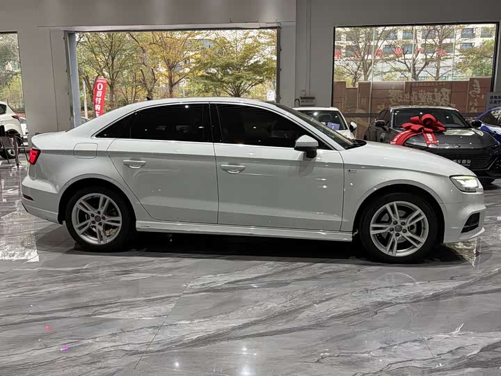 Audi A3 2020 Limousine 35 TFSI V — фото 28