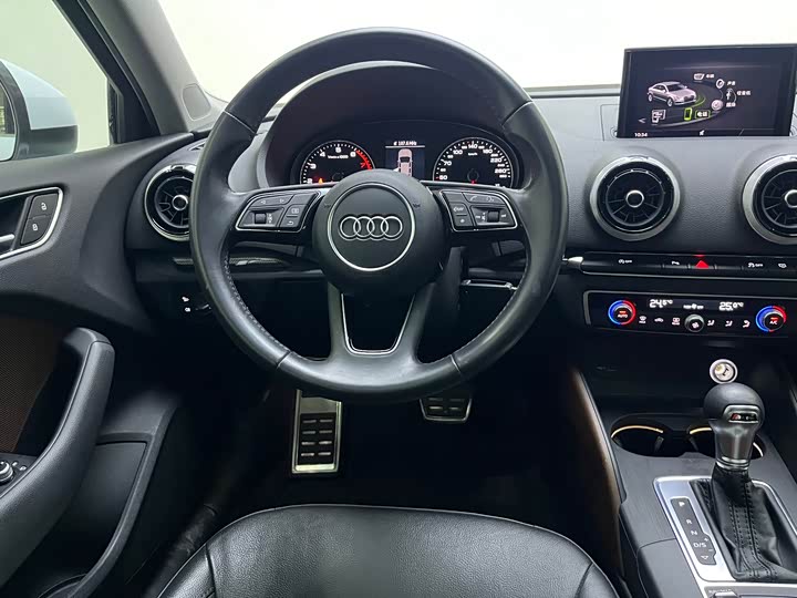 Audi A3 2018 30 Limousine 35 TFSI — фото 9