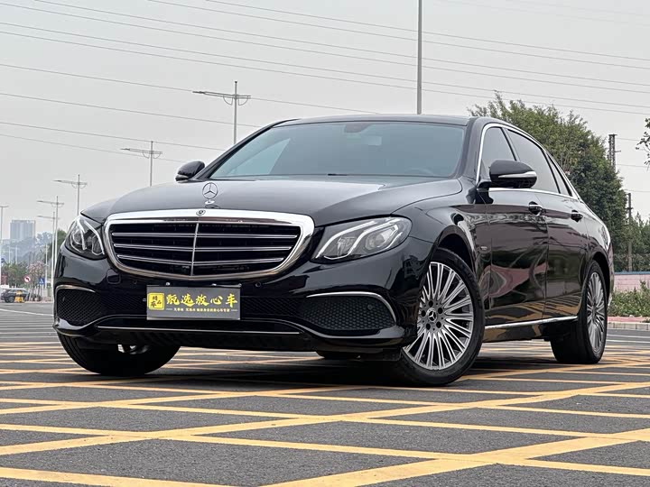 Mercedes-Benz E-Class 2019 E 300 L Luxury — фото 1