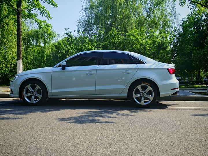 Audi A3 2020 Limousine 35 TFSI VI — фото 16