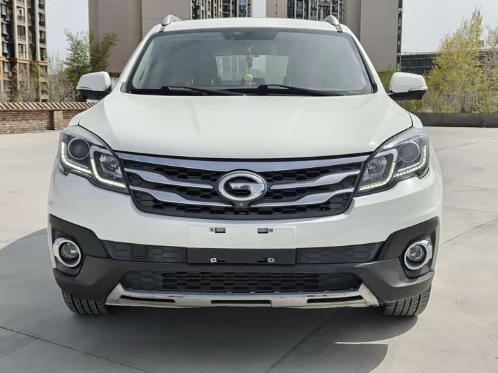 Trumpchi GS5 Super 2015 1.8 T AT 4 WD — фото 2
