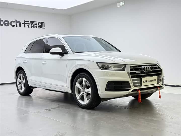 Audi Q5L 2020 40 TFSI — фото 2